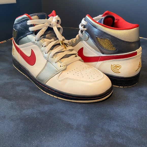 Nike Jordan Retro 1 'Olympic' - Picture 1 of 6